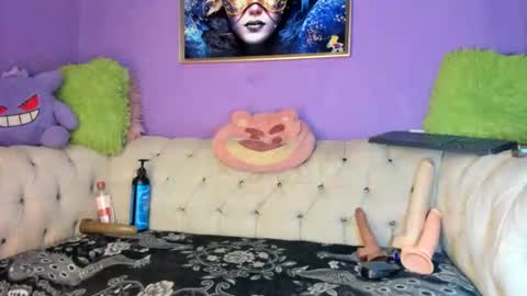 Snapshot of amydelahoz_8 chatting on October 19, 12:47 am Amy Kamila online show from October 19, 12:47 am