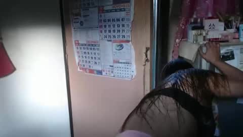 Snapshot of amysweetbabe chatting on October 17, 8:51 am amysweetbabe online show from October 17, 8:51 am