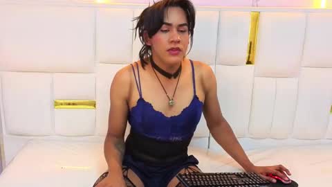 Snapshot of anaisa_tp chatting on October 15, 2:06 pm Ana online show from October 15, 2:06 pm