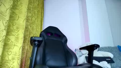 andygrajalez online show from October 30, 12:42 am