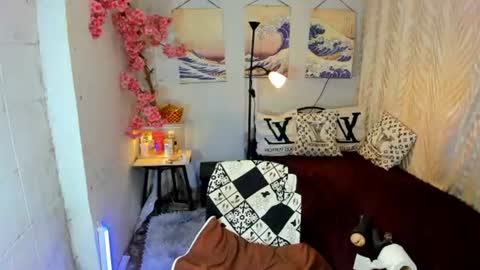 angelamorena online show from August 3, 11:11 pm
