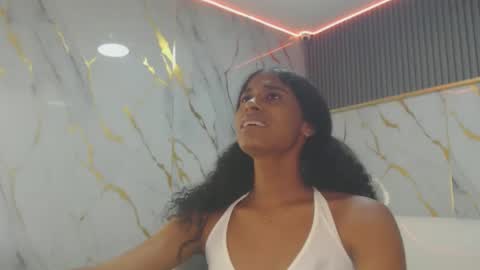 Snapshot of angelica_sexy1 chatting on October 16, 9:25 pm angelica_sexy1 online show from October 16, 9:25 pm