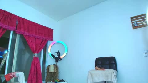 Snapshot of angye_hot chatting on March 10, 8:39 am Jovana Michell online show from March 10, 8:39 am