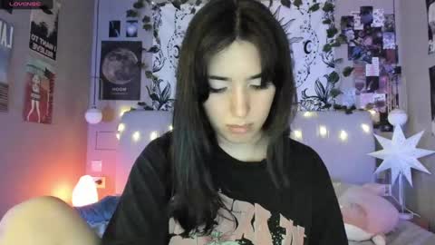 Snapshot of anisa_sweet chatting on January 23, 3:32 pm Anisa Moan from LovenseWet from Tip MenuOpen for Private online show from January 23, 3:32 pm