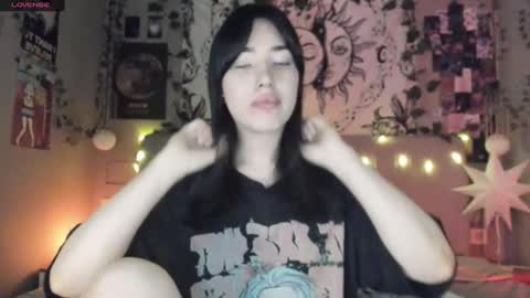 Snapshot of anisa_sweet chatting on February 23, 6:23 pm Anisa Moan from LovenseWet from Tip MenuOpen for Private online show from February 23, 6:23 pm