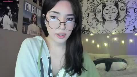 Snapshot of anisa_sweet chatting on March 8, 5:33 pm Anisa Moan from LovenseWet from Tip MenuOpen for Private online show from March 8, 5:33 pm