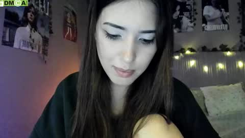 Snapshot of anisa_sweet chatting on September 12, 8:33 am Anisa Moan from LovenseWet from Tip MenuOpen for Private online show from September 12, 8:33 am
