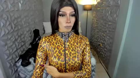 Miss Ann online show from March 3, 4:01 am