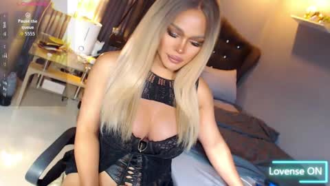 Miss Anna online show from May 31, 2:10 am