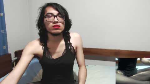 Snapshot of april1999350209 chatting on October 5, 7:53 am april1999350209 online show from October 5, 7:53 am