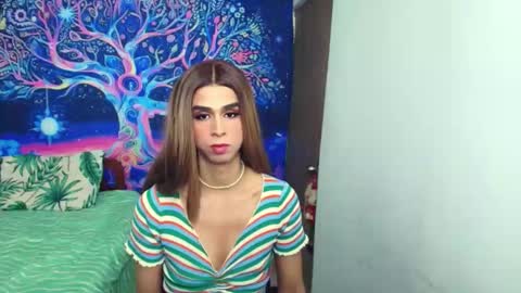 ariadna_dudamel online show from December 19, 5:23 am