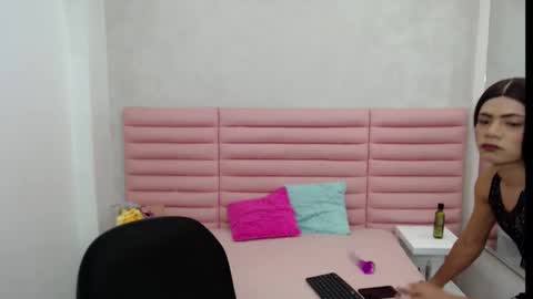 Snapshot of ariadna_princes chatting on February 2, 3:32 am ARIADNA online show from February 2, 3:32 am