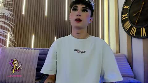 Ari  online show from November 21, 1:23 pm