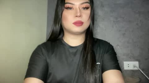 Snapshot of arianna_wardx chatting on December 19, 5:07 am LOVELY online show from December 19, 5:07 am