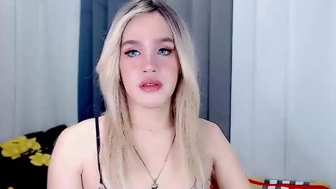 ARIANNE CUMS  online show from February 28, 7:15 am