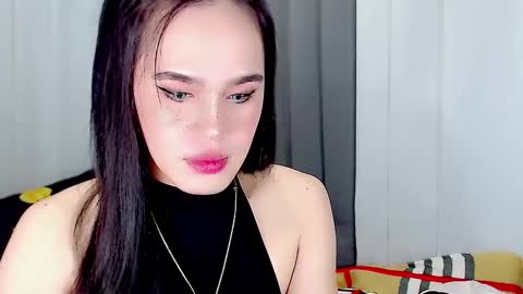 ARIANNE CUMS  online show from March 4, 9:07 am