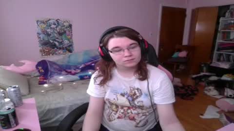 Ariathebrat online show from June 12, 9:14 pm