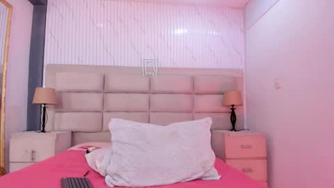 arielbasquiat online show from January 13, 6:10 am