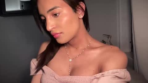 Aria online show from April 16, 12:33 am