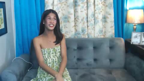 ashliemanlapaz online show from March 19, 6:13 am