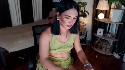 asian_massivecock22 online show from February 7, 1:11 am