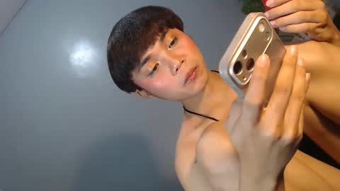 Reyshell online show from February 13, 3:19 pm