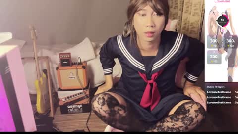Snapshot of asianfemboycd chatting on December 30, 1:25 pm Emi online show from December 30, 1:25 pm