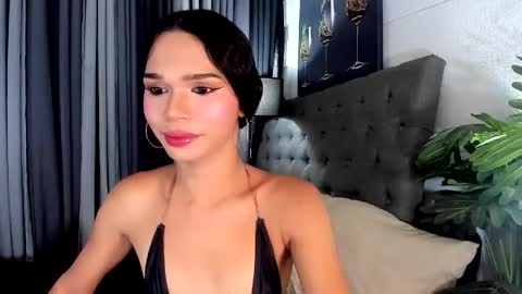 asianpetiteprincess online show from June 7, 11:29 am