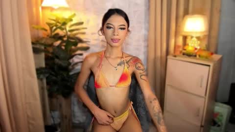 Snapshot of asianprettypetite chatting on September 11, 6:10 am CHESKA online show from September 11, 6:10 am