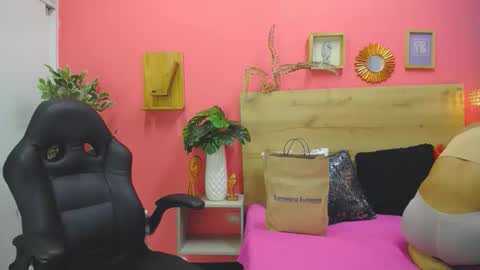 ASLY online show from March 31, 10:28 am