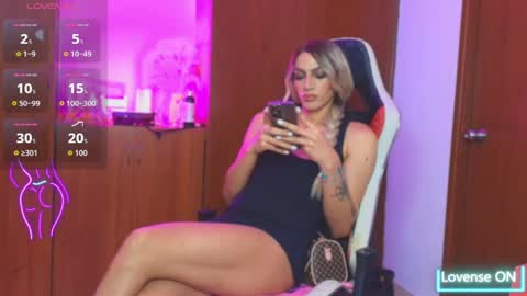 atenea_fit online show from May 4, 3:44 am