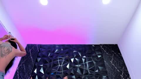 Audrey Hayworth online show from April 5, 1:31 pm