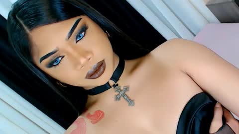 Ava online show from December 3, 7:01 am