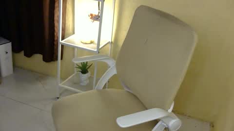 Rhian online show from October 25, 3:34 am