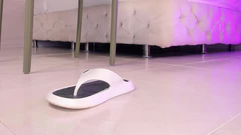 Alexxx online show from April 10, 8:25 pm