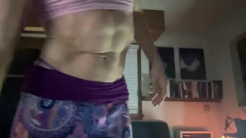 Small Cock Divine online show from November 25, 8:49 am