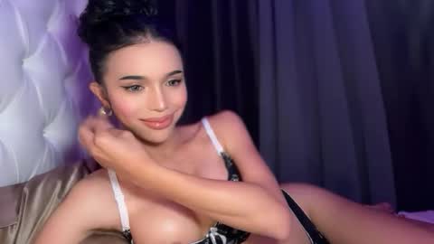 babysabrinaxx online show from May 22, 2:51 am