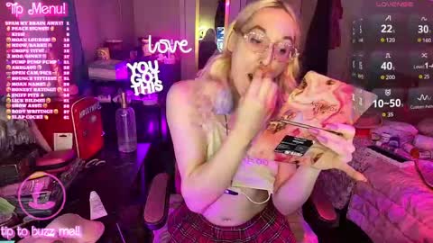 Bambi Sparkles TS online show from June 1, 3:30 am