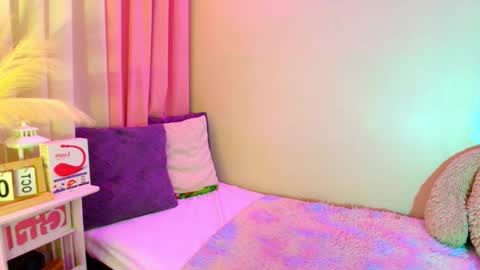 HOLLY online show from October 1, 12:28 pm