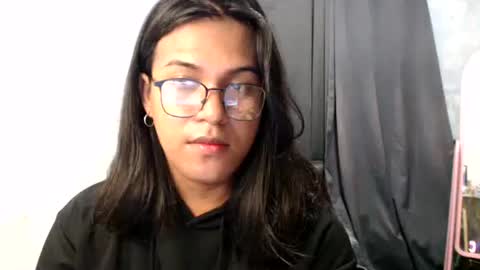 Ellez online show from October 11, 5:37 pm