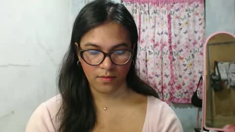 Ellez online show from February 11, 5:54 pm