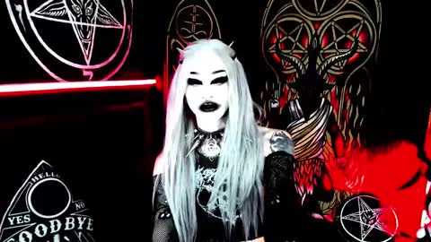   online show from January 8, 8:35 pm