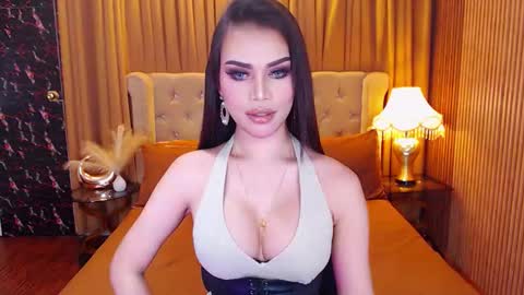 bombshellanita online show from September 19, 11:38 am