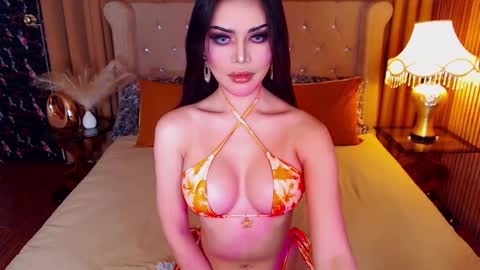 bombshellanita online show from November 11, 9:44 am