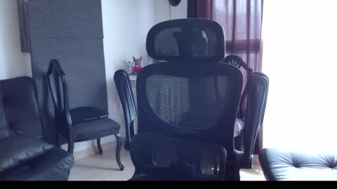 Brilla Mettal online show from February 13, 7:10 pm