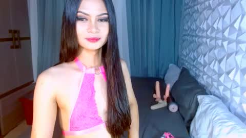 Snapshot of brownsausageroberta chatting on February 2, 4:00 pm Roberta GODDESS OF PLEASURE AND SEXUALDESIRE online show from February 2, 4:00 pm