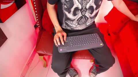 Cain  online show from April 23, 3:25 am