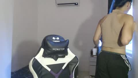 caitessa_bellemoir online show from November 27, 8:17 am