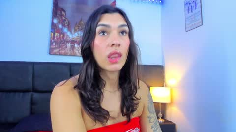 Snapshot of camila_coxx chatting on January 18, 5:58 am s online show from January 18, 5:58 am