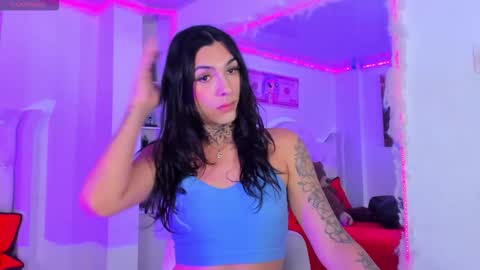 Snapshot of camila_coxx chatting on October 18, 6:55 pm s online show from October 18, 6:55 pm